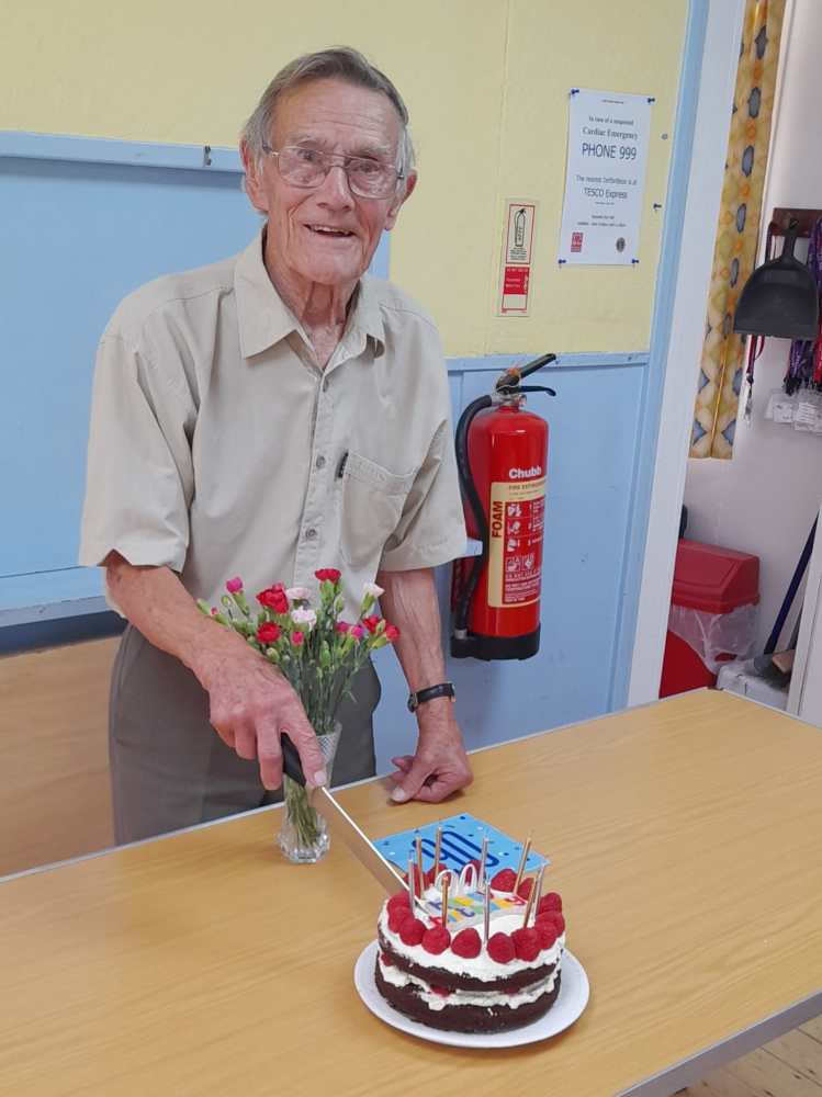 This is Pete Grist at 90 celebrating his birthday.
